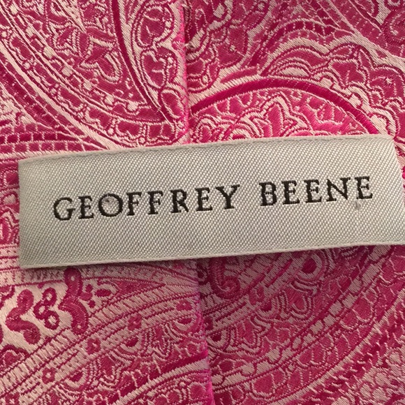 Handmade 100% Silk Necktie - Picture 4 of 4